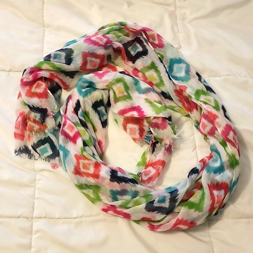 Thirty-one Scarf